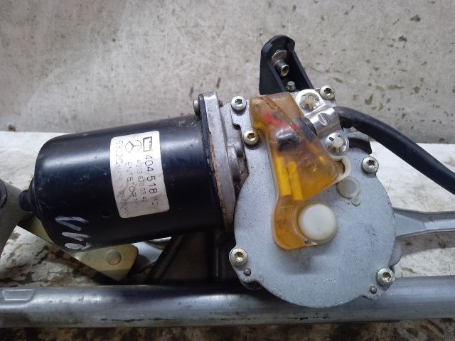 bontott MERCEDES-BENZ C-CLASS Első Ablaktörlő Szerkezet Motorral