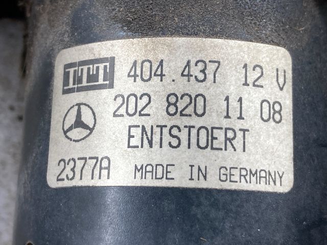 bontott MERCEDES-BENZ C-CLASS Első Ablaktörlő Szerkezet Motorral