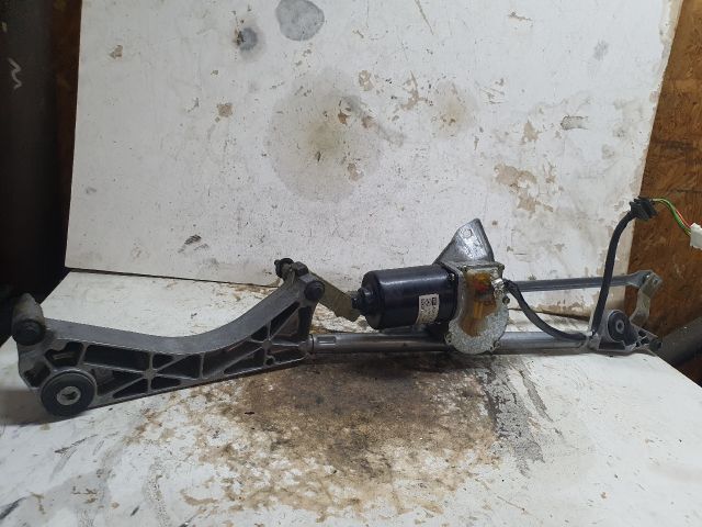 bontott MERCEDES-BENZ C-CLASS Első Ablaktörlő Szerkezet Motorral