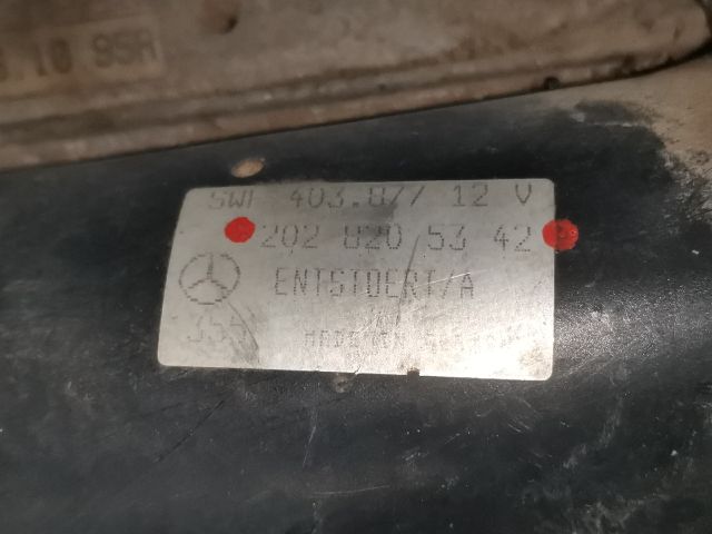 bontott MERCEDES-BENZ C-CLASS Első Ablaktörlő Szerkezet Motorral