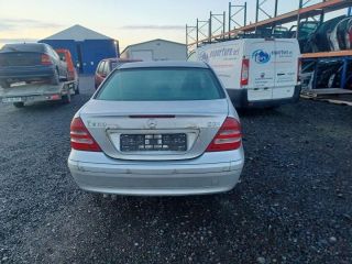 bontott MERCEDES-BENZ C-CLASS Első Ablaktörlő Szerkezet