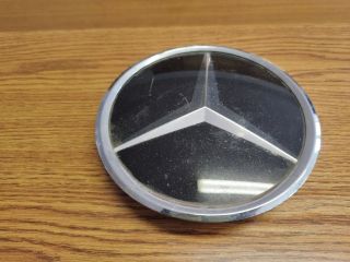 bontott MERCEDES-BENZ C-CLASS Első Embléma