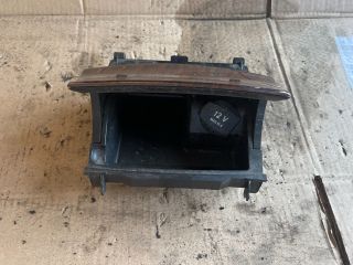 bontott MERCEDES-BENZ C-CLASS Első Hamutartó