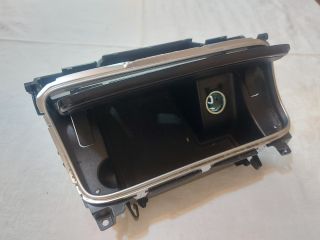 bontott MERCEDES-BENZ C-CLASS Első Hamutartó