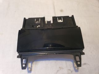 bontott MERCEDES-BENZ C-CLASS Első Hamutartó