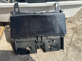 bontott MERCEDES-BENZ C-CLASS Első Hamutartó