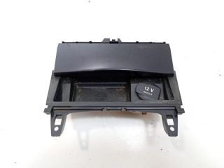 bontott MERCEDES-BENZ C-CLASS Első Hamutartó