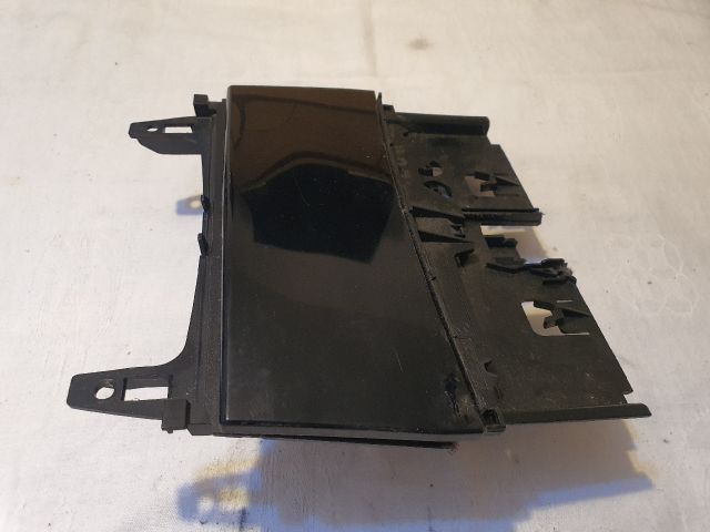 bontott MERCEDES-BENZ C-CLASS Első Hamutartó