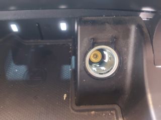 bontott MERCEDES-BENZ C-CLASS Első Hamutartó