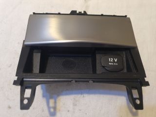 bontott MERCEDES-BENZ C-CLASS Első Hamutartó