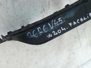 bontott MERCEDES-BENZ C-CLASS Első Lökhárító Alsó Középső Díszrács