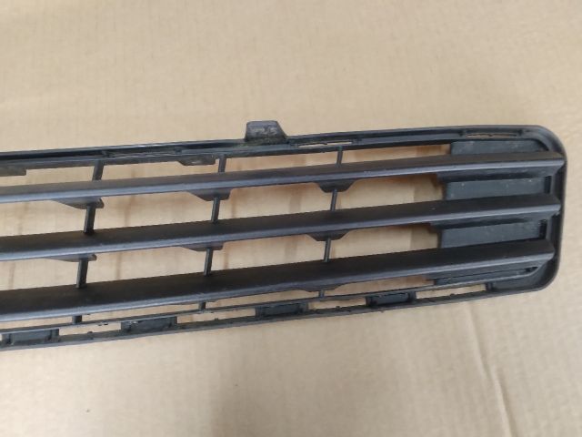 bontott MERCEDES-BENZ C-CLASS Első Lökhárító Alsó (Műanyag)