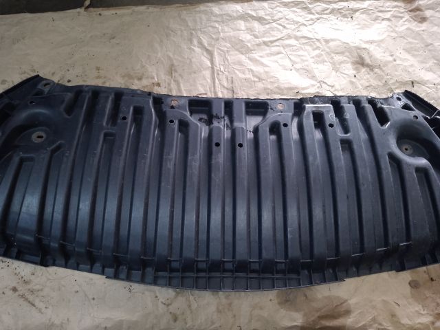 bontott MERCEDES-BENZ C-CLASS Első Lökhárító Alsó (Műanyag)