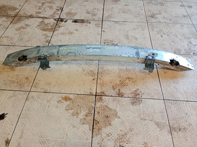 bontott MERCEDES-BENZ C-CLASS Első Lökhárító Merevítő (Fém)