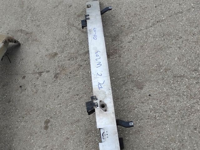 bontott MERCEDES-BENZ C-CLASS Első Lökhárító Merevítő (Fém)