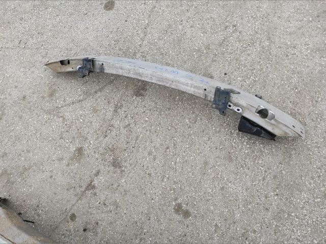 bontott MERCEDES-BENZ C-CLASS Első Lökhárító Merevítő (Fém)