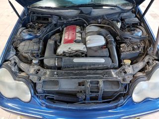 bontott MERCEDES-BENZ C-CLASS Első Lökhárító Merevítő (Fém)