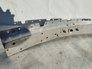 bontott MERCEDES-BENZ C-CLASS Első Lökhárító Merevítő (Fém)