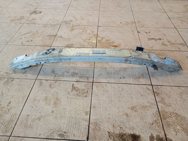 bontott MERCEDES-BENZ C-CLASS Első Lökhárító Merevítő (Fém)