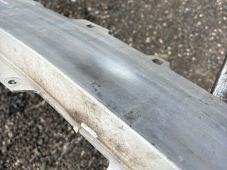 bontott MERCEDES-BENZ C-CLASS Első Lökhárító Merevítő (Fém)