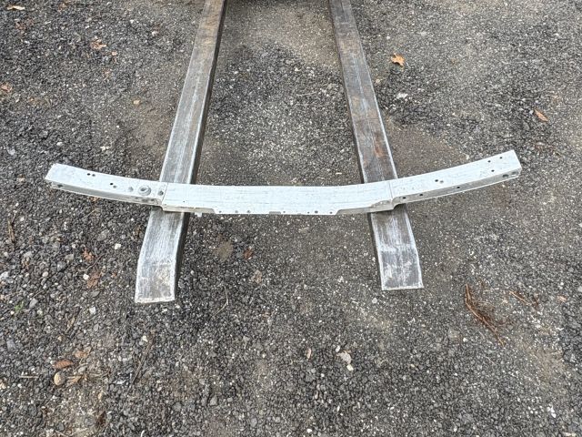 bontott MERCEDES-BENZ C-CLASS Első Lökhárító Merevítő (Fém)