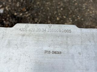 bontott MERCEDES-BENZ C-CLASS Első Lökhárító Merevítő (Fém)