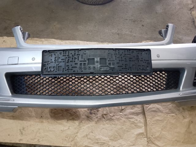 bontott MERCEDES-BENZ C-CLASS Első Lökhárító (Részeivel)