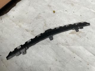 bontott MERCEDES-BENZ C-CLASS Első Lökhárító Tartó Felső