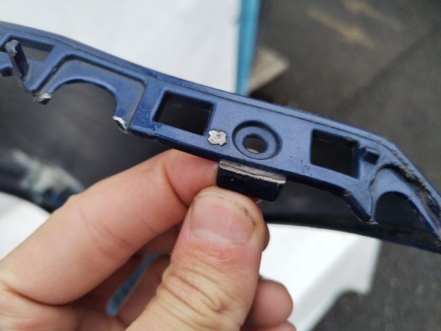 bontott MERCEDES-BENZ C-CLASS Első Lökhárító (Üresen)