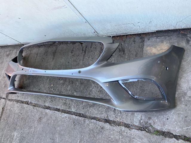 bontott MERCEDES-BENZ C-CLASS Első Lökhárító (Üresen)