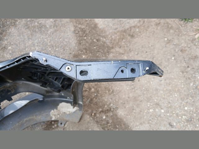 bontott MERCEDES-BENZ C-CLASS Első Lökhárító (Üresen)