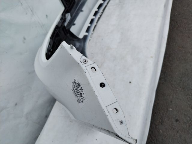 bontott MERCEDES-BENZ C-CLASS Első Lökhárító (Üresen)