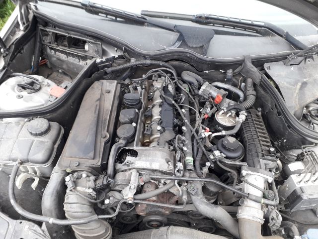 bontott MERCEDES-BENZ C-CLASS Első Lökhárító (Üresen)