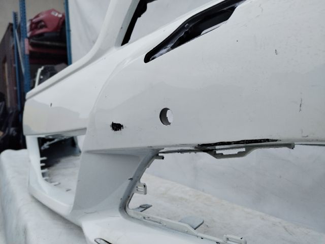 bontott MERCEDES-BENZ C-CLASS Első Lökhárító (Üresen)