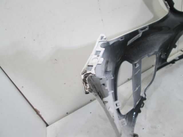 bontott MERCEDES-BENZ C-CLASS Első Lökhárító (Üresen)