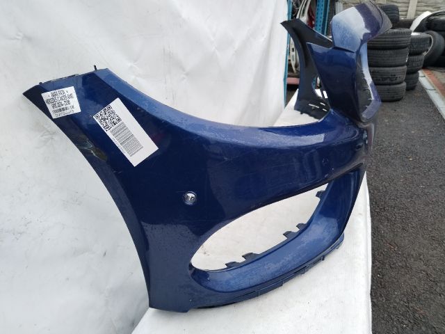 bontott MERCEDES-BENZ C-CLASS Első Lökhárító (Üresen)