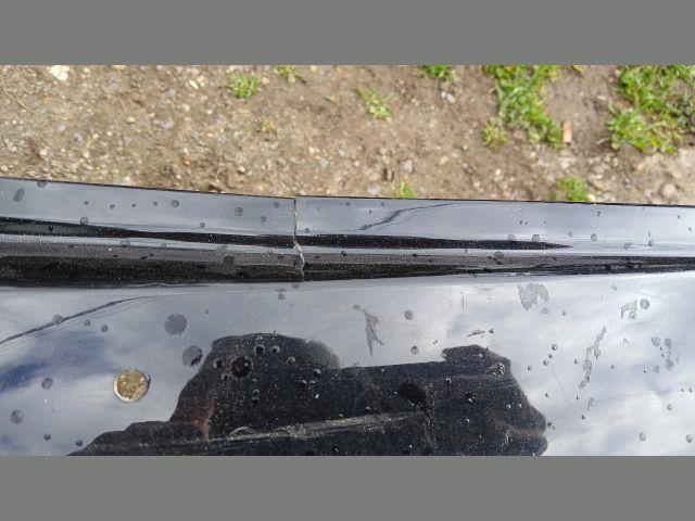 bontott MERCEDES-BENZ C-CLASS Első Lökhárító (Üresen)