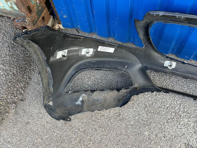 bontott MERCEDES-BENZ C-CLASS Első Lökhárító (Üresen)