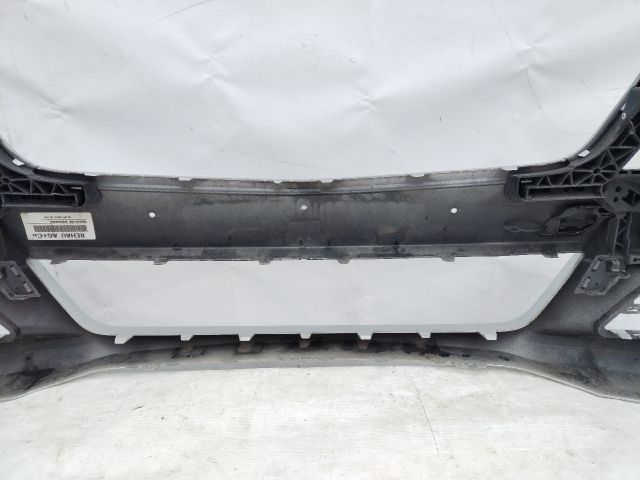 bontott MERCEDES-BENZ C-CLASS Első Lökhárító (Üresen)