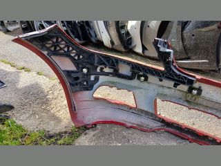 bontott MERCEDES-BENZ C-CLASS Első Lökhárító (Üresen)