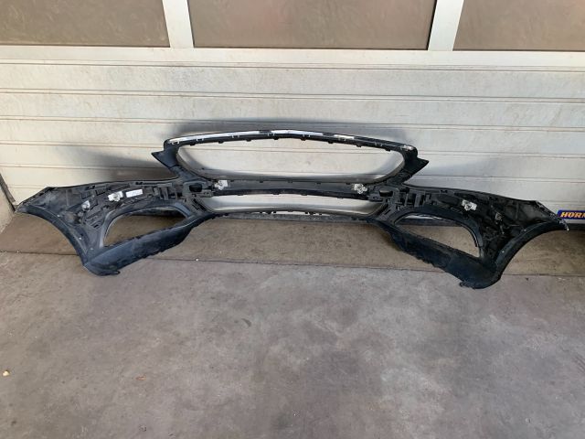 bontott MERCEDES-BENZ C-CLASS Első Lökhárító (Üresen)