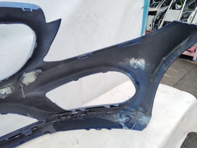 bontott MERCEDES-BENZ C-CLASS Első Lökhárító (Üresen)