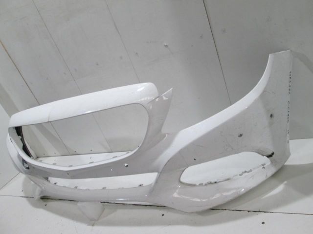 bontott MERCEDES-BENZ C-CLASS Első Lökhárító (Üresen)