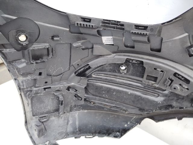 bontott MERCEDES-BENZ C-CLASS Első Lökhárító (Üresen)