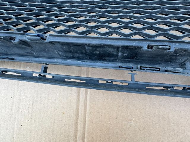 bontott MERCEDES-BENZ C-CLASS Első Lökhárító (Üresen)