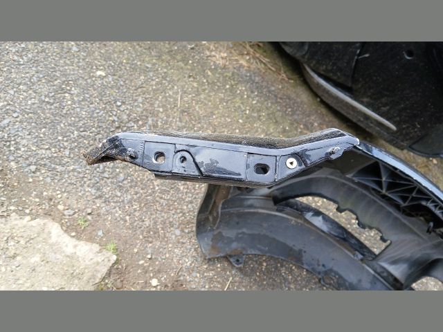 bontott MERCEDES-BENZ C-CLASS Első Lökhárító (Üresen)