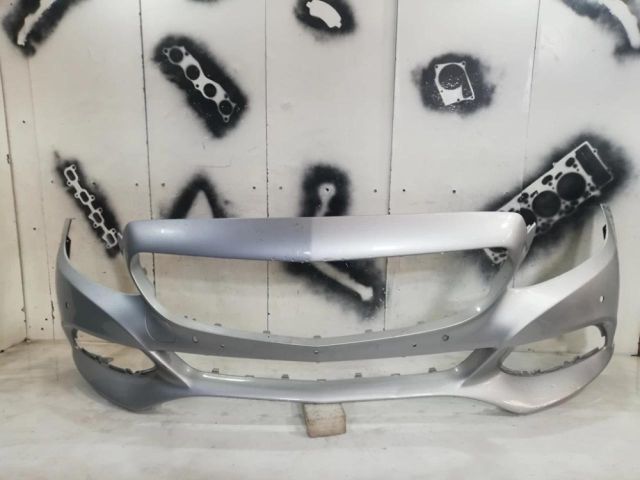 bontott MERCEDES-BENZ C-CLASS Első Lökhárító (Üresen)