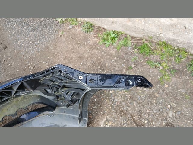 bontott MERCEDES-BENZ C-CLASS Első Lökhárító (Üresen)