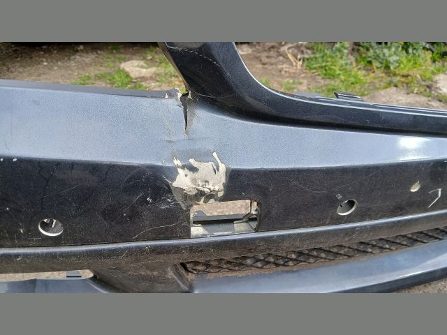 bontott MERCEDES-BENZ C-CLASS Első Lökhárító (Üresen)