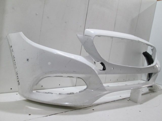 bontott MERCEDES-BENZ C-CLASS Első Lökhárító (Üresen)